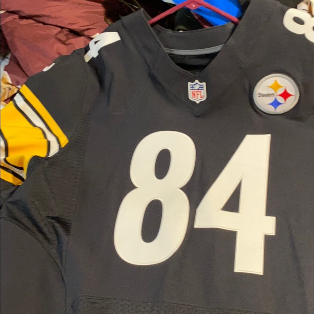 Authentic Antonio brown jersey from the Pittsburg